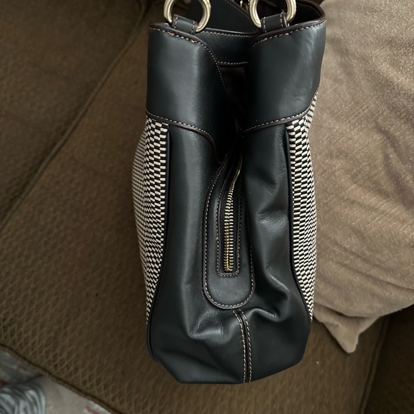 COACH Dalton 31 Signature Jacquard Black
Shoulder Bag - Picture 4 of 5